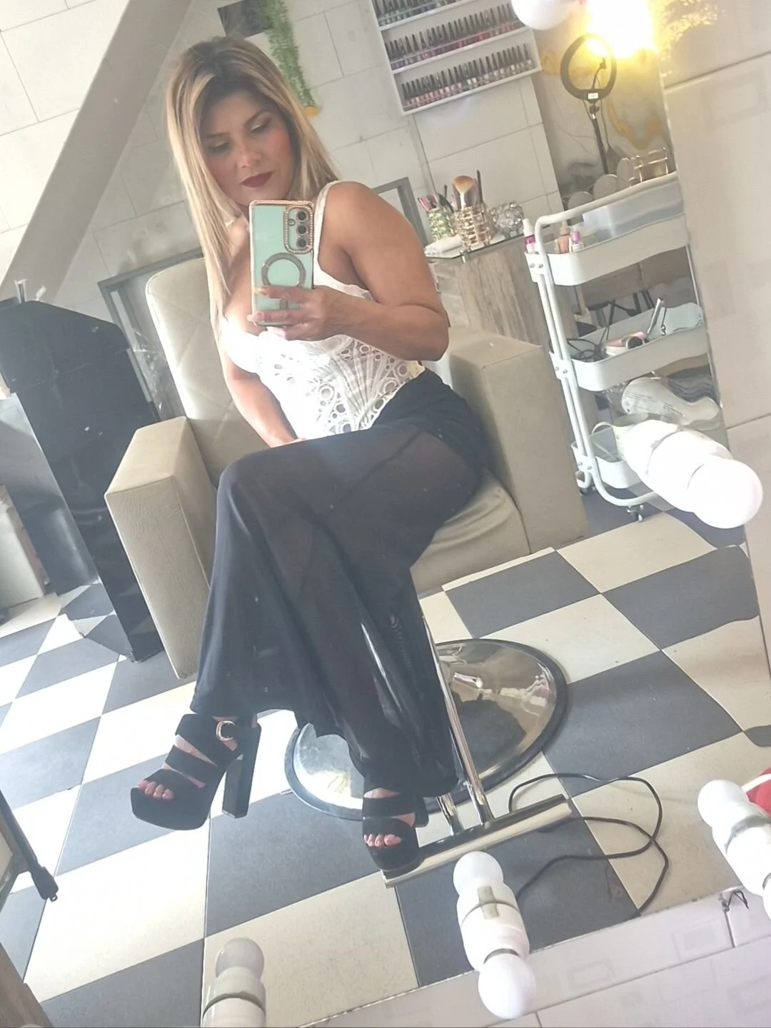 XXX Porn Photo of Nude mistresslu 12