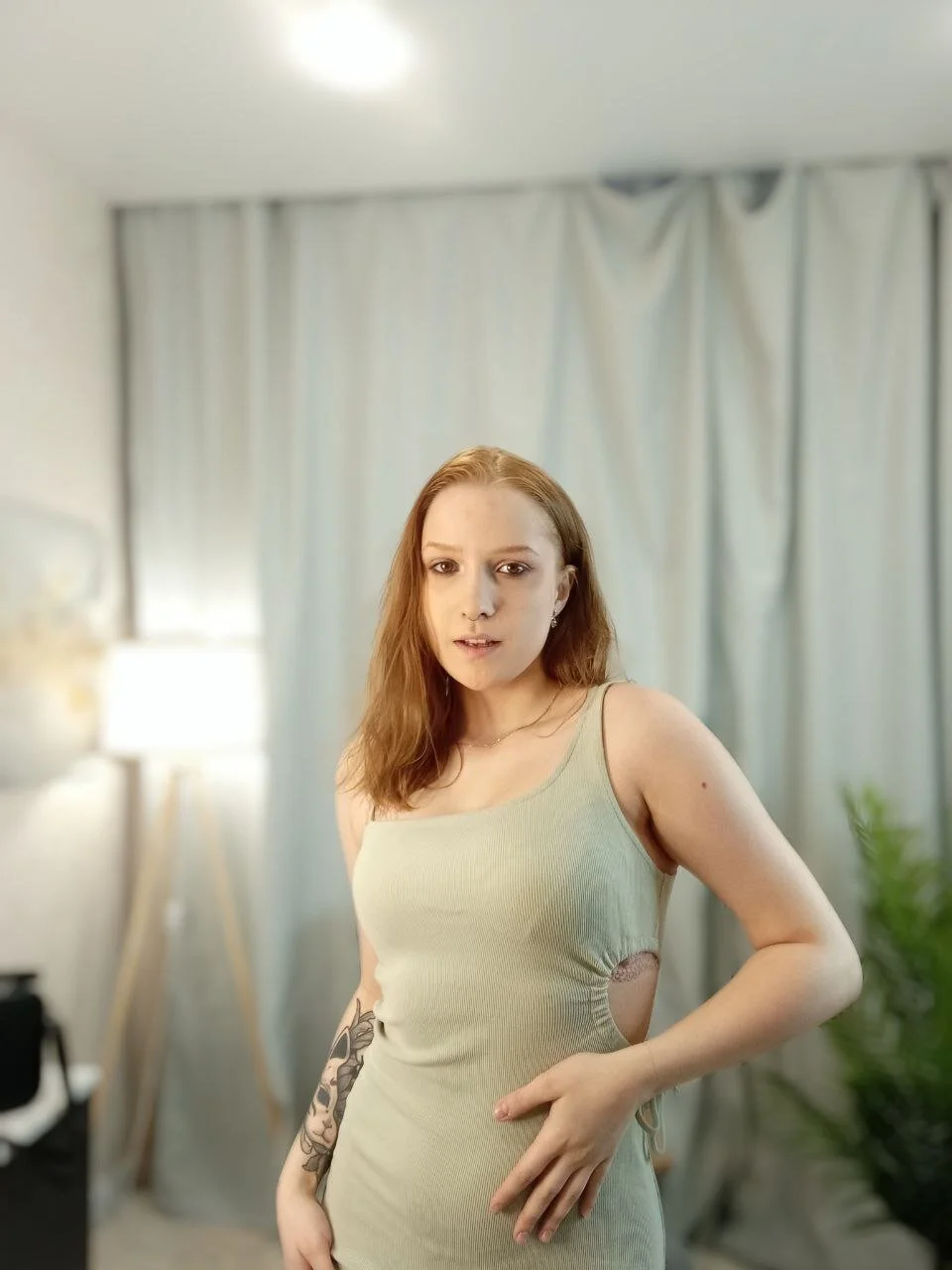 XXX Porn Photo of Nude Meyesterday 15