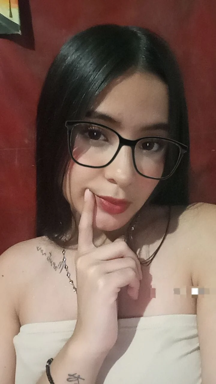XXX Porn Photo of Nude dracke_and_zara 3