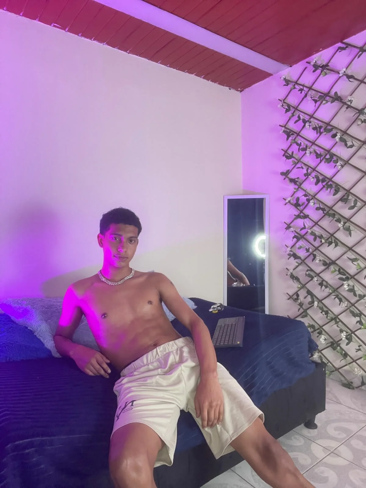 XXX Porn Photo of Nude angel_reinn 3