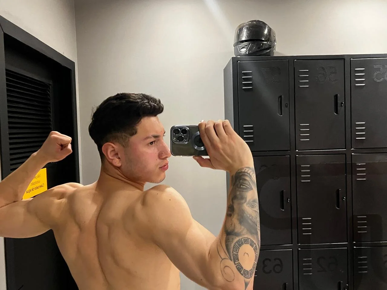 XXX Porn Photo of Nude ThiagoFerrero_Hot 15
