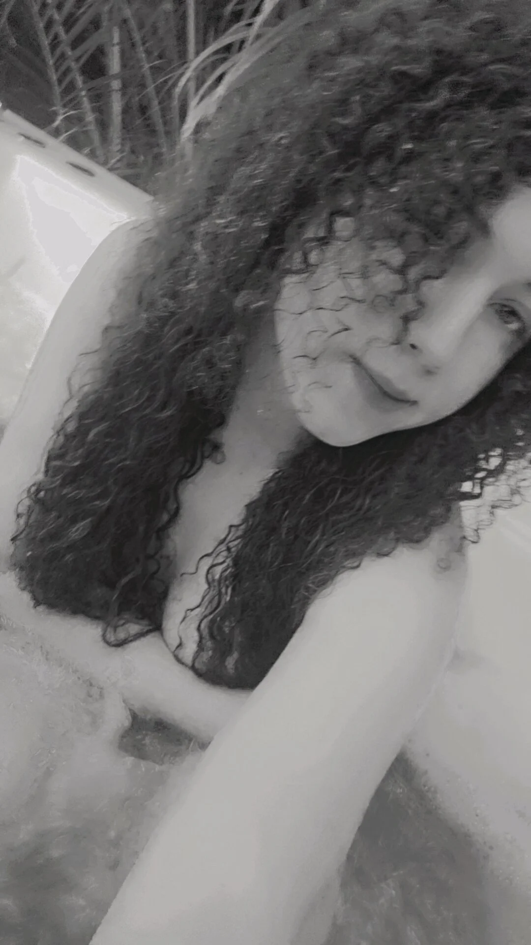 XXX Porn Photo of Nude lilith_isabella25 12