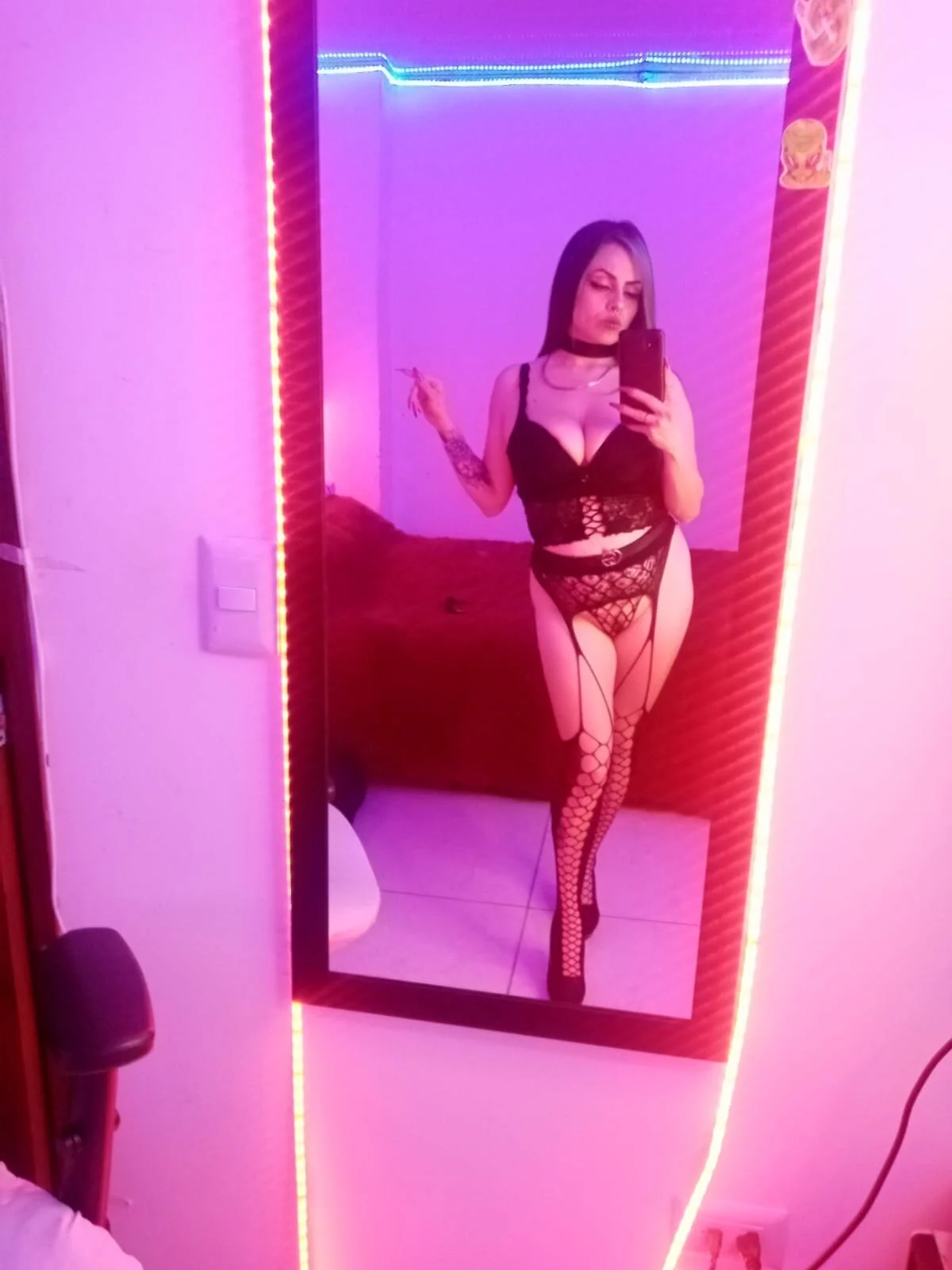 XXX Porn Photo of Nude freyaa_sorcerees 8