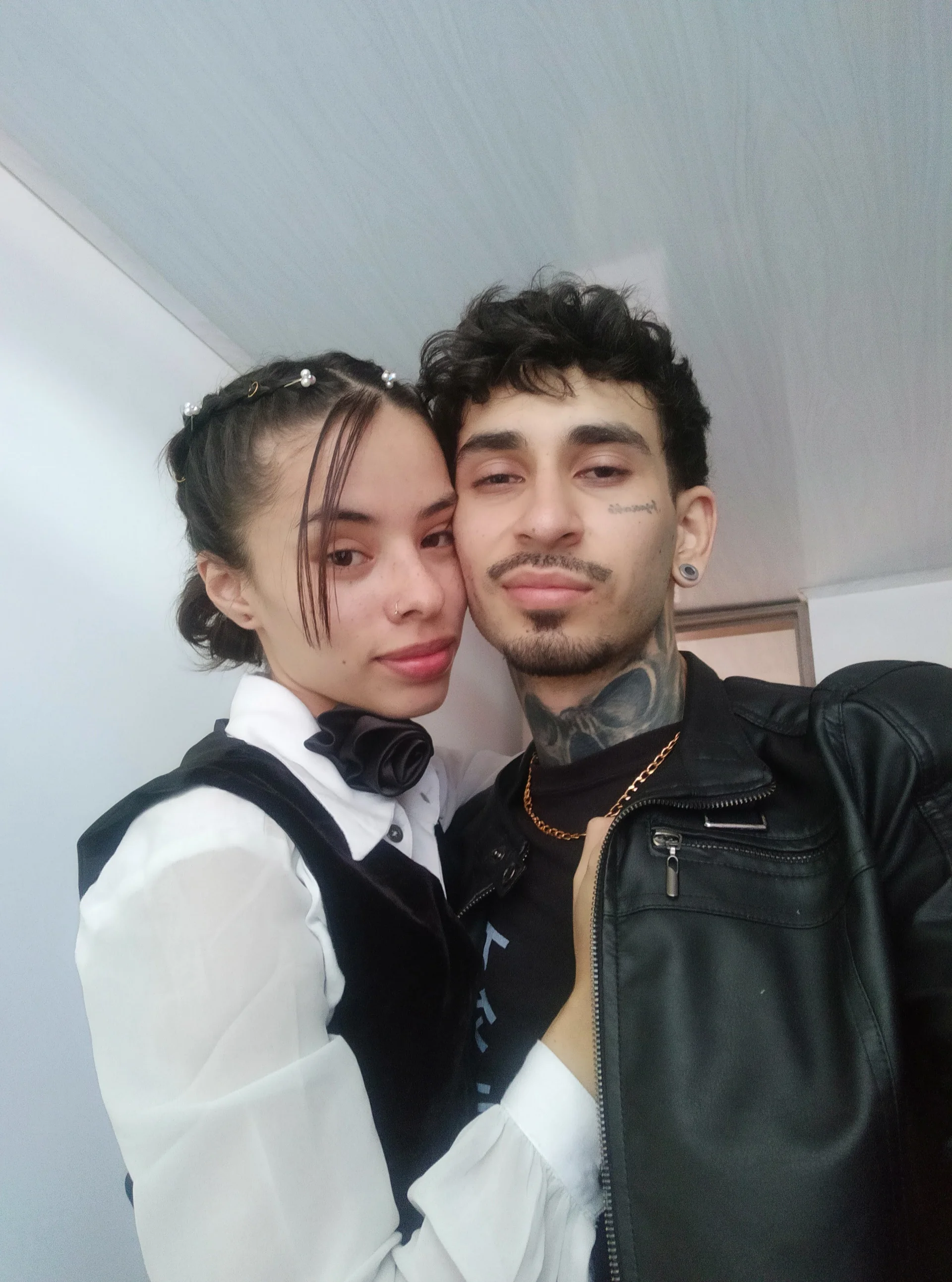XXX Porn Photo of Nude Tyler_y_lunita 4