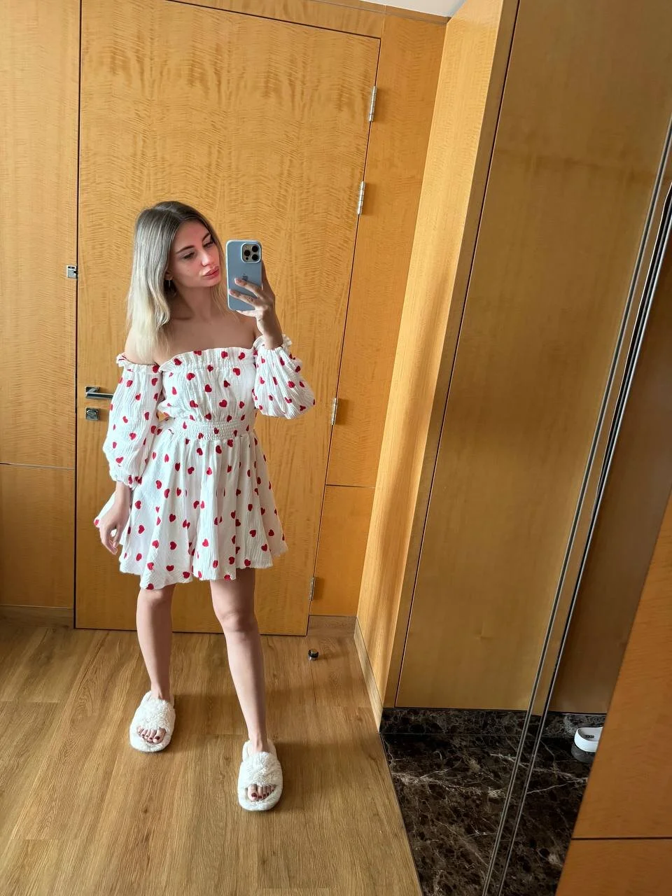 XXX Porn Photo of Nude space_juno 9