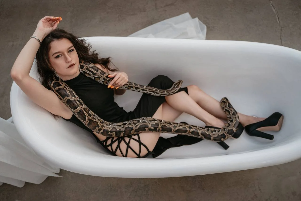 XXX Porn Photo of Nude Alice__grace 5