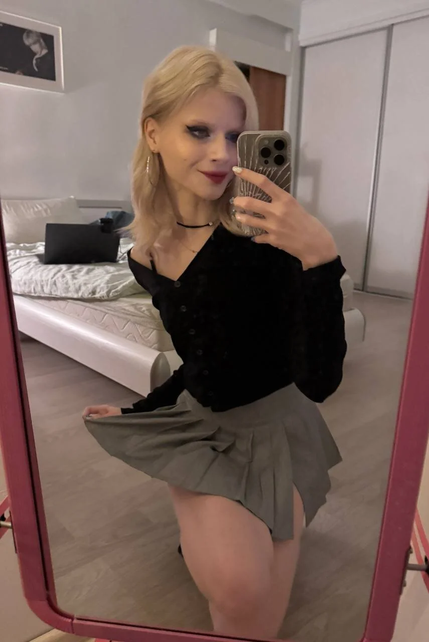 XXX Porn Photo of Nude bunnyirisluv 15