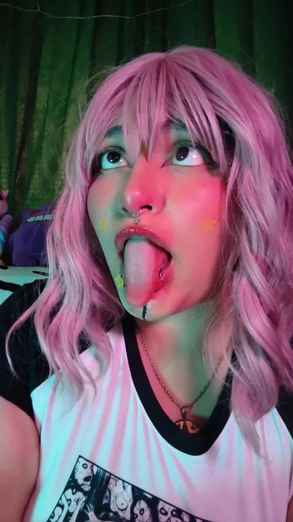 XXX Porn Photo of Nude XxGreenGoodxX 14