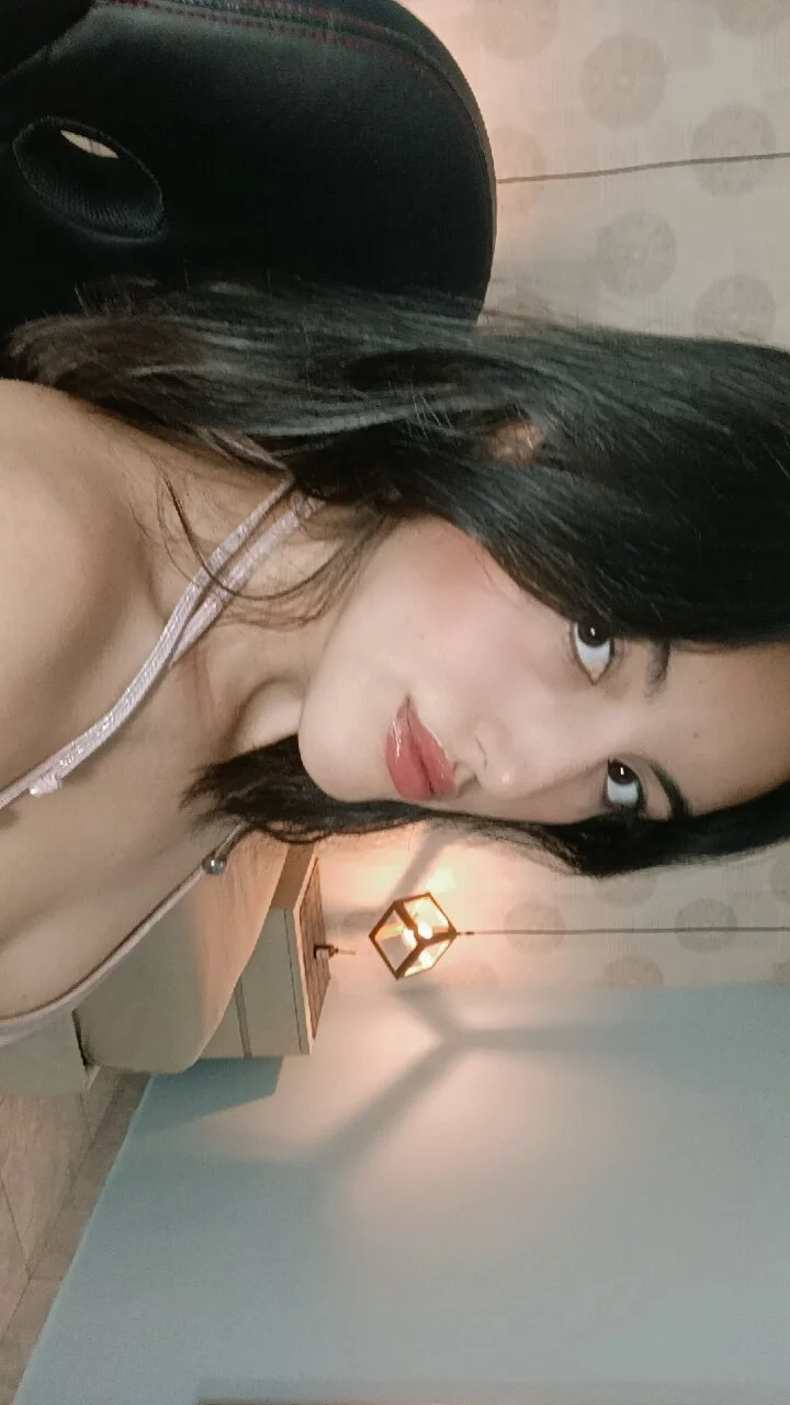 XXX Porn Photo of Nude VENUSGREYS1 18