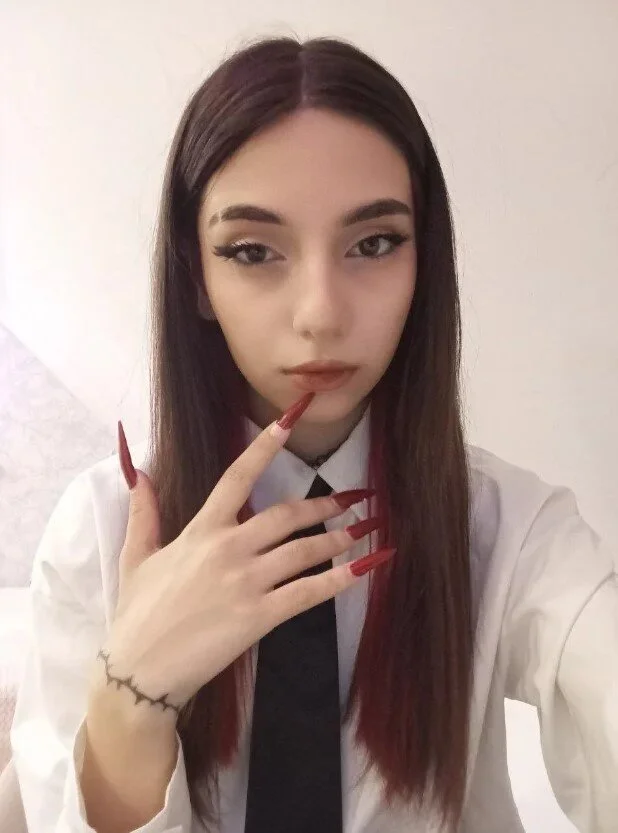 XXX Porn Photo of Nude BirdieRockefeller 2