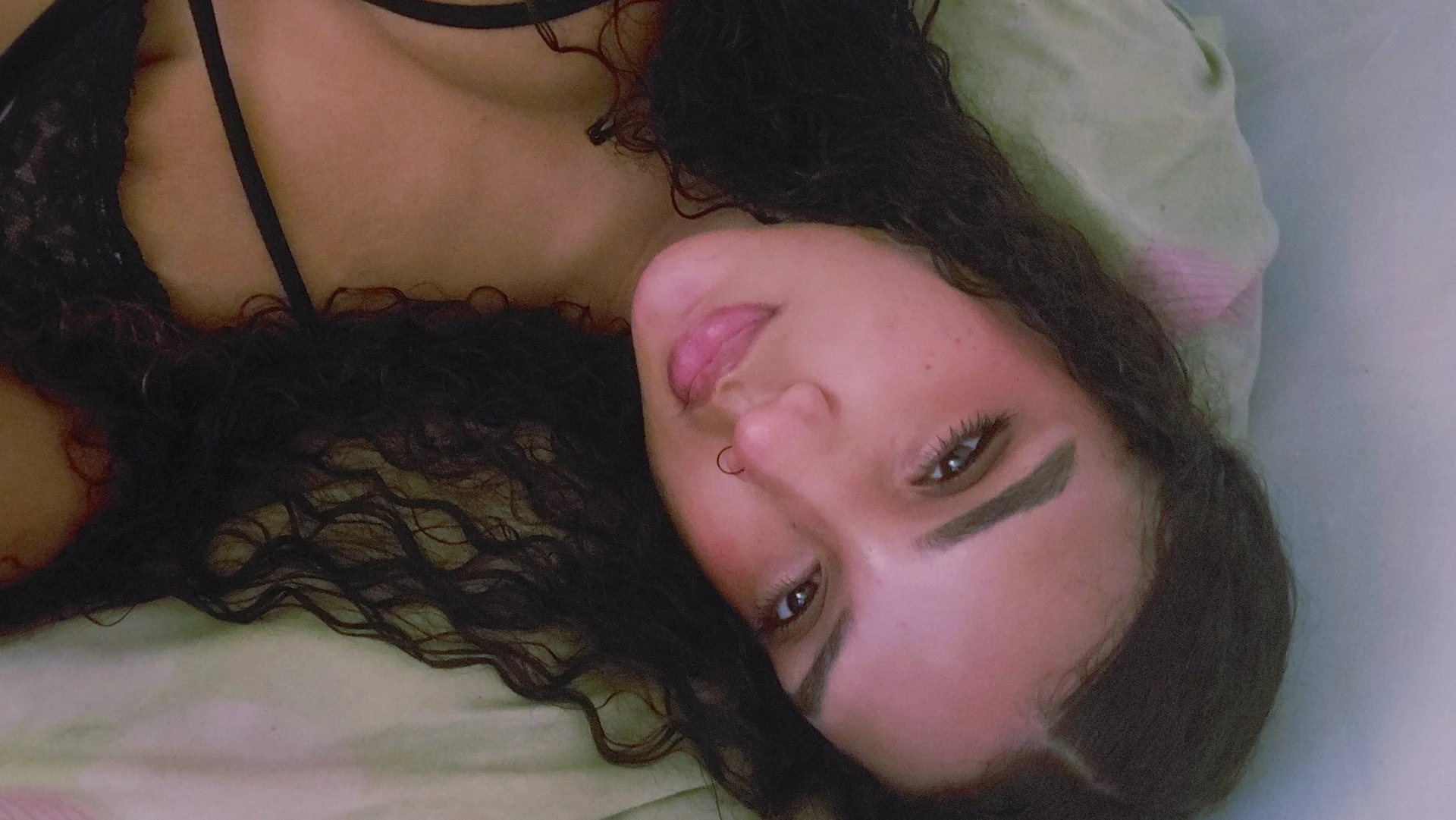 XXX Porn Photo of Nude Majo_BigTits 2
