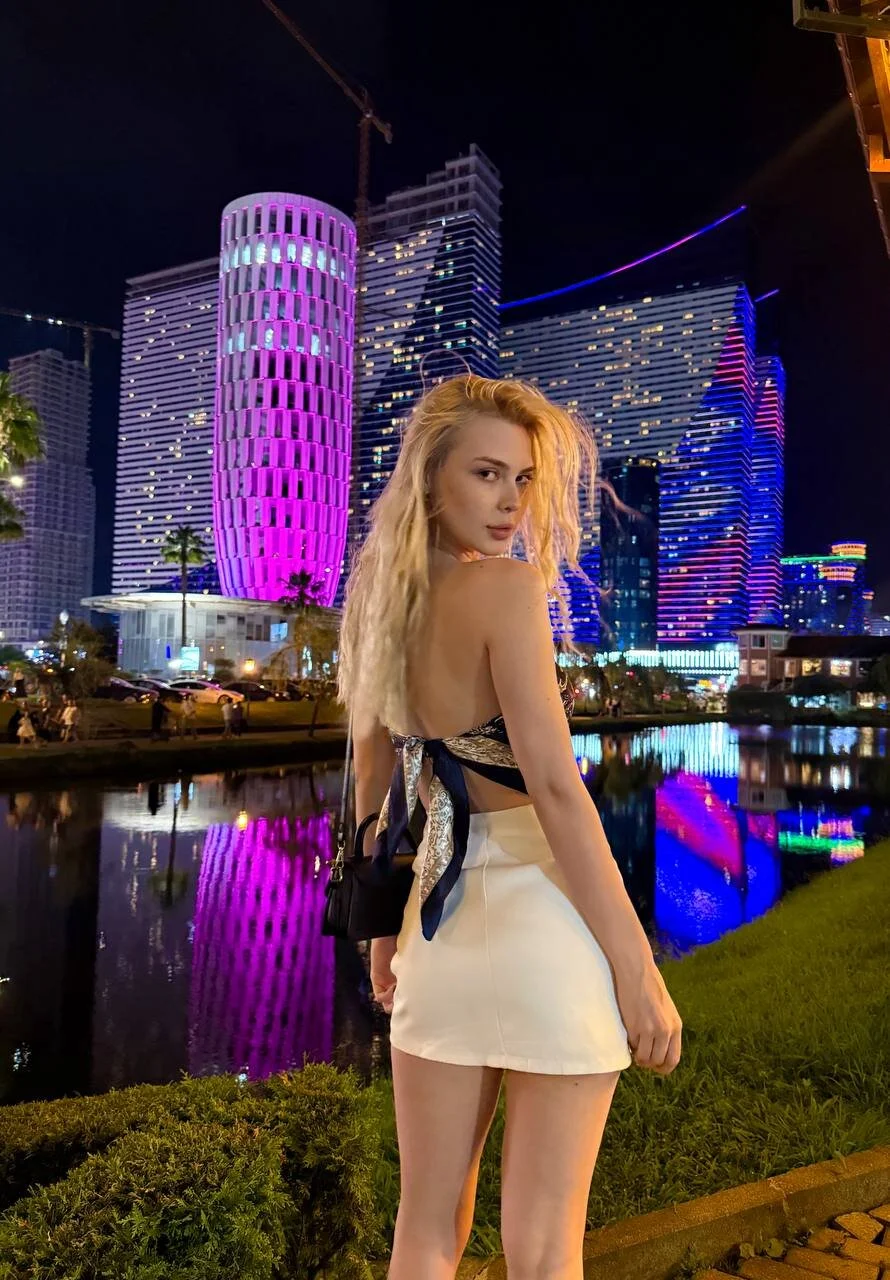 XXX Porn Photo of Nude LinaRivse 1