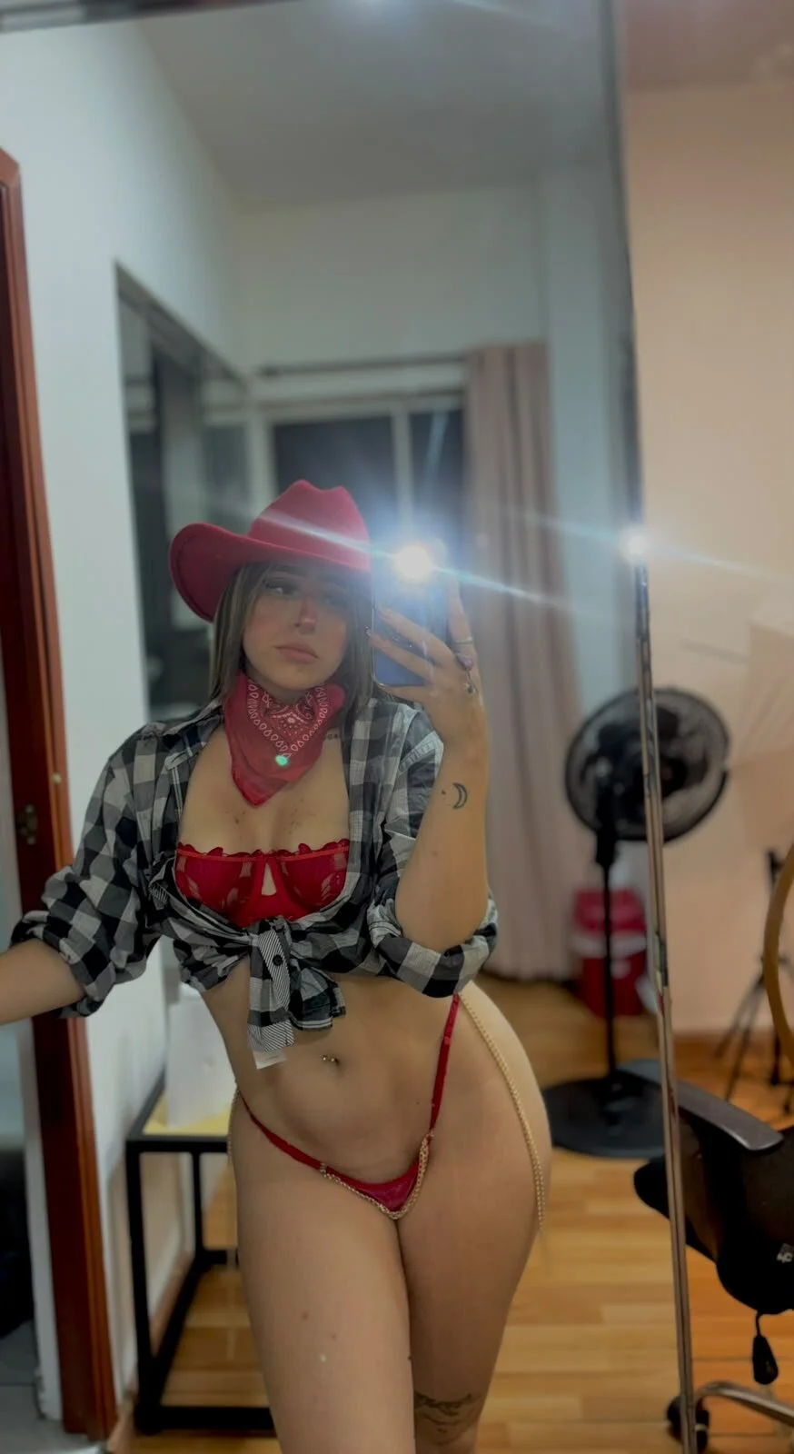 XXX Porn Photo of Nude SelenaNoir_ 21