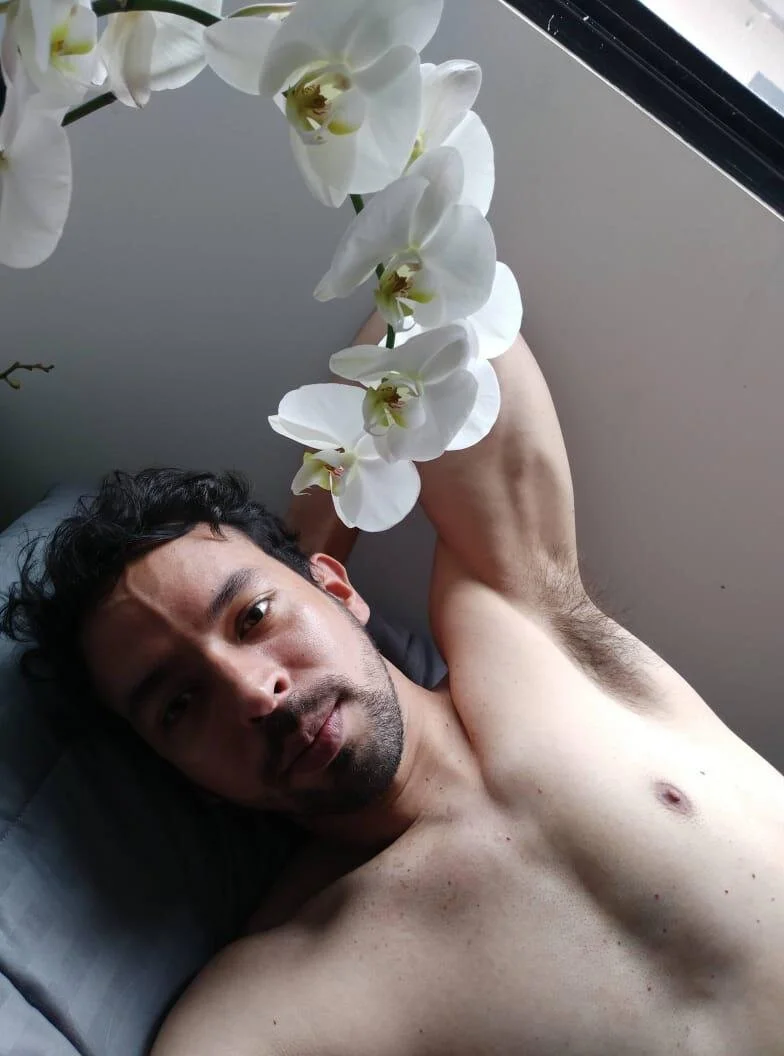 XXX Porn Photo of Nude tommy_raym0ndg 9