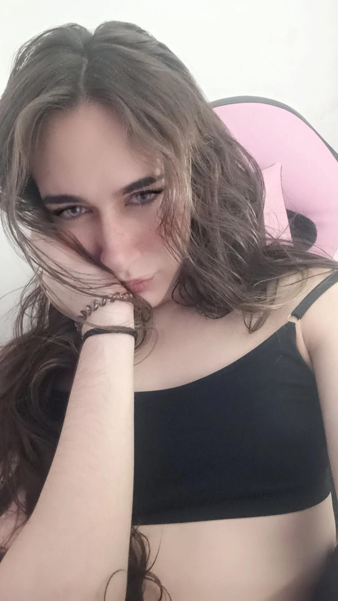 XXX Porn Photo of Nude sexyvioletvalerious 30