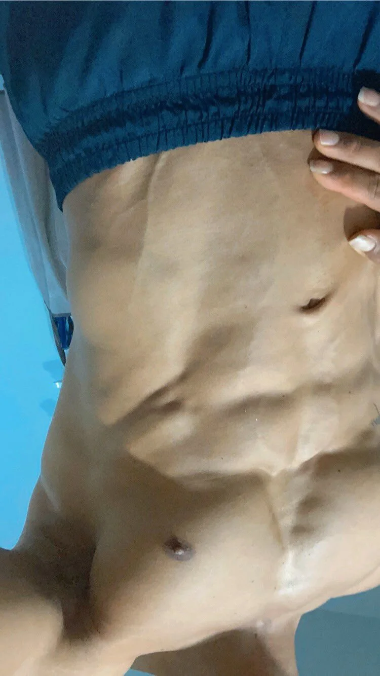 XXX Porn Photo of Nude muscle_boyhorny 13