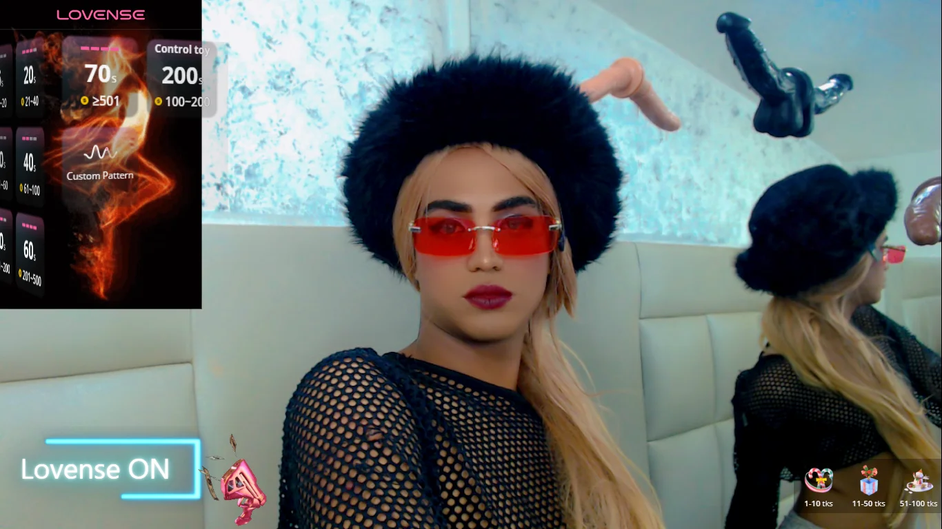 XXX Porn Photo of Nude NharkaHott 14