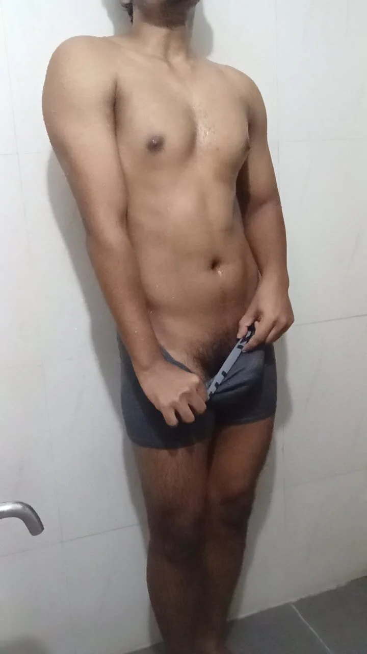 XXX Porn Photo of Nude hottboy_39 10