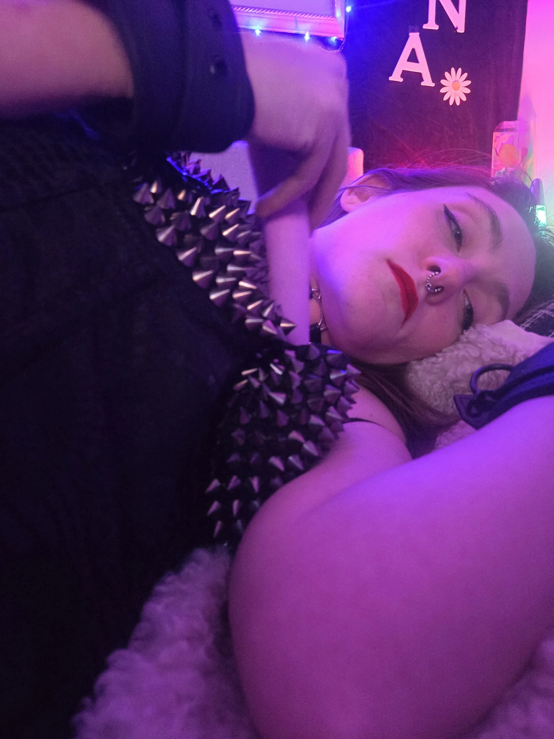 XXX Porn Photo of Nude Savyandsaint 6