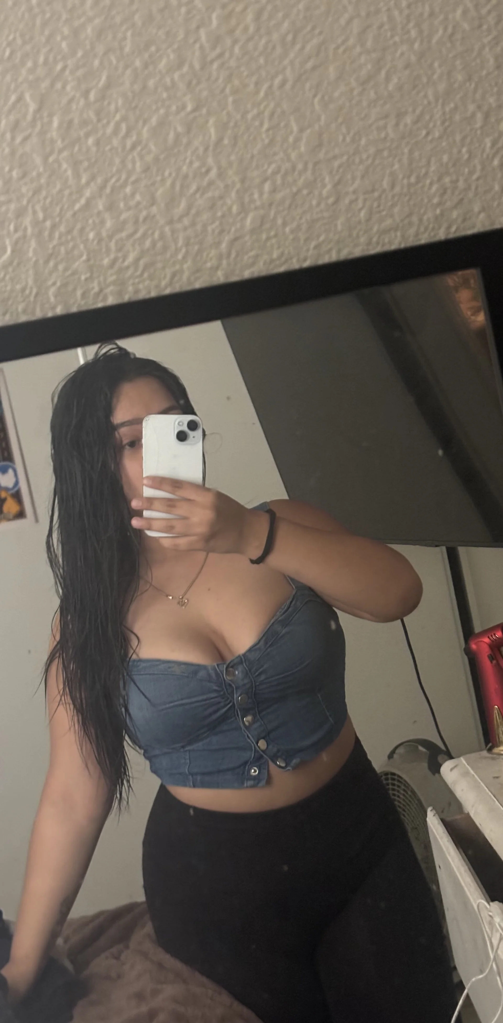 XXX Porn Photo of Nude 8teenbby 5