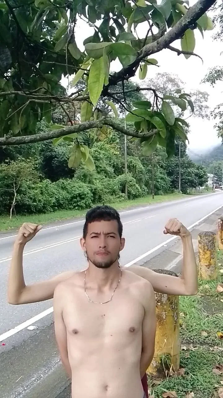 XXX Porn Photo of Nude guaroporn 4