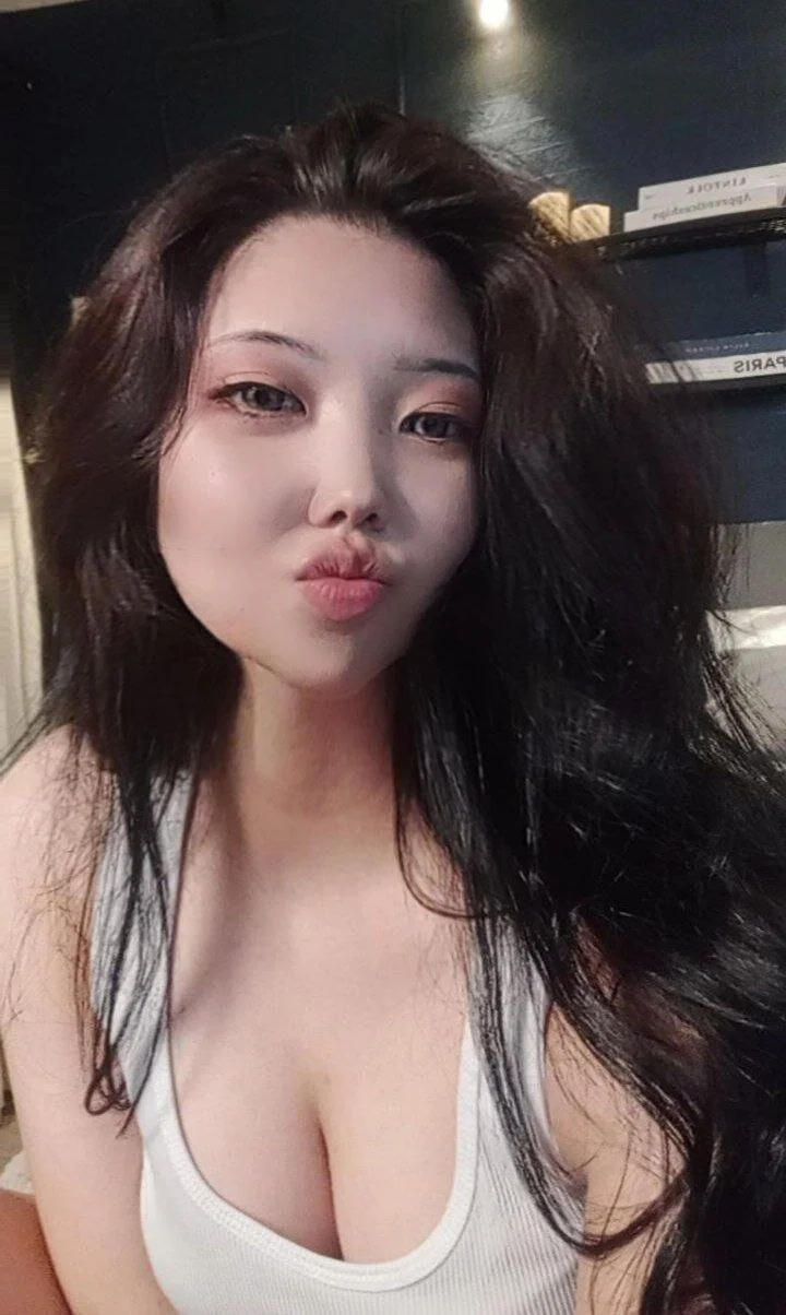 XXX Porn Photo of Nude AzureMimi 6