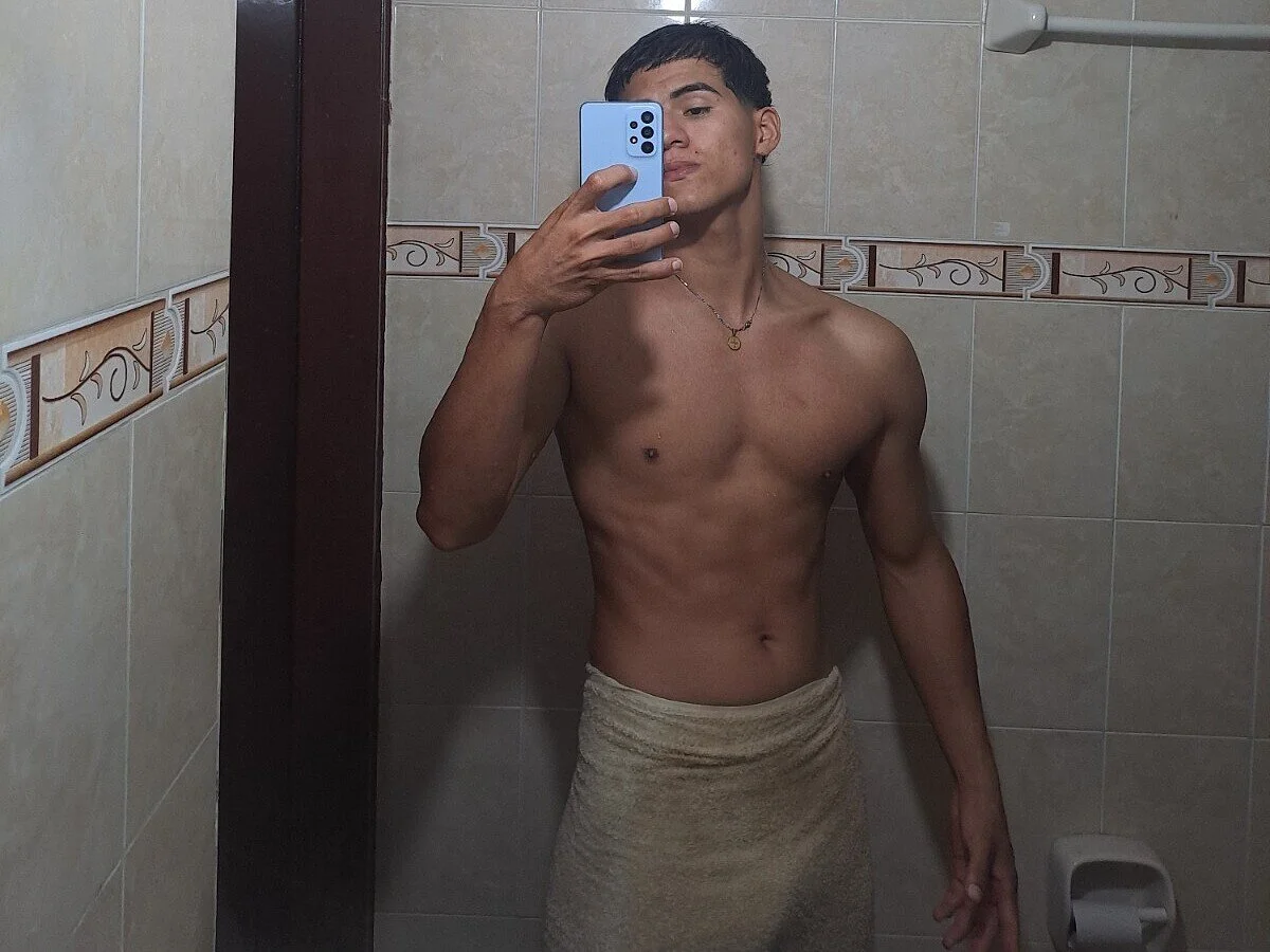 XXX Porn Photo of Nude GeroMartinezs 8