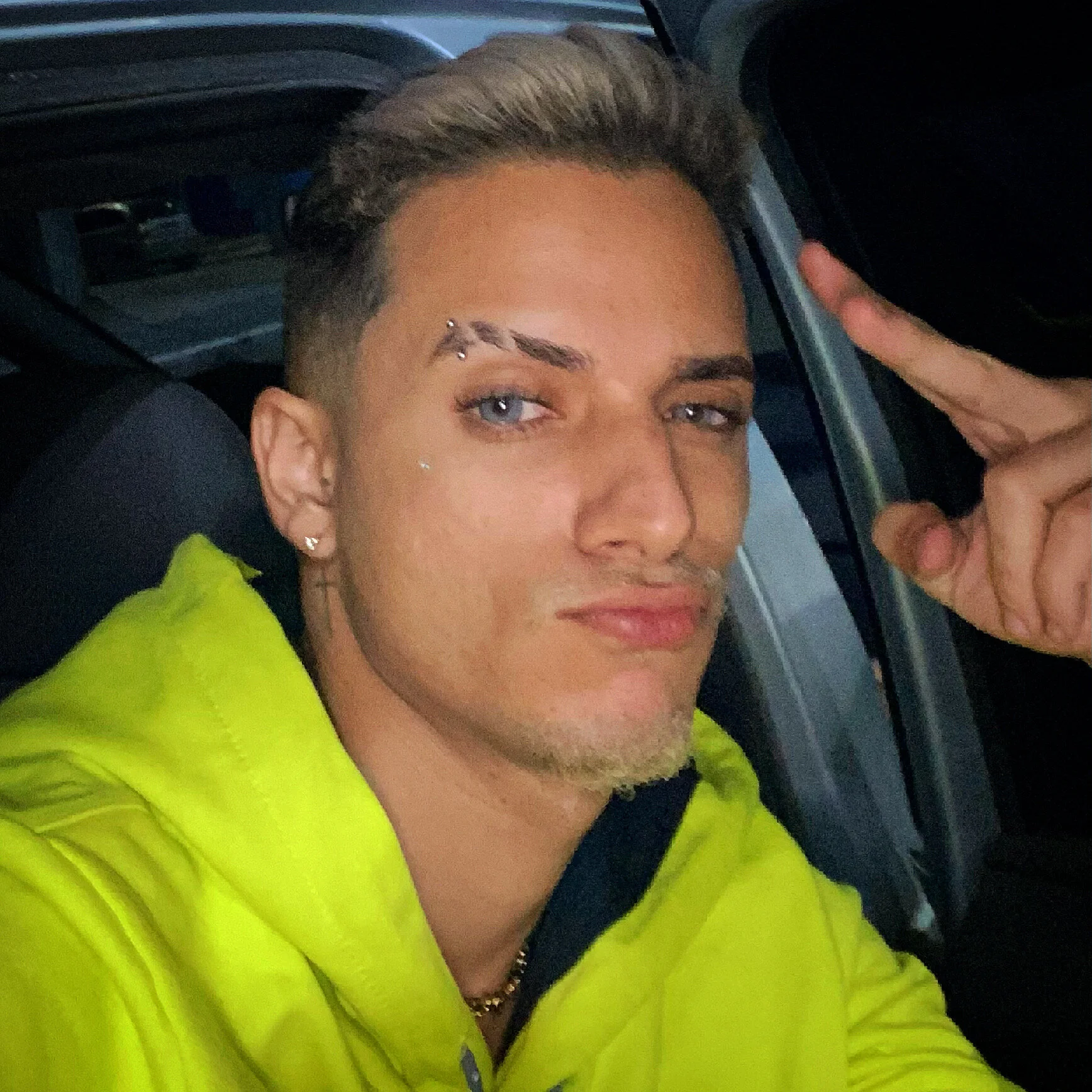 XXX Porn Photo of Nude boydot21 2