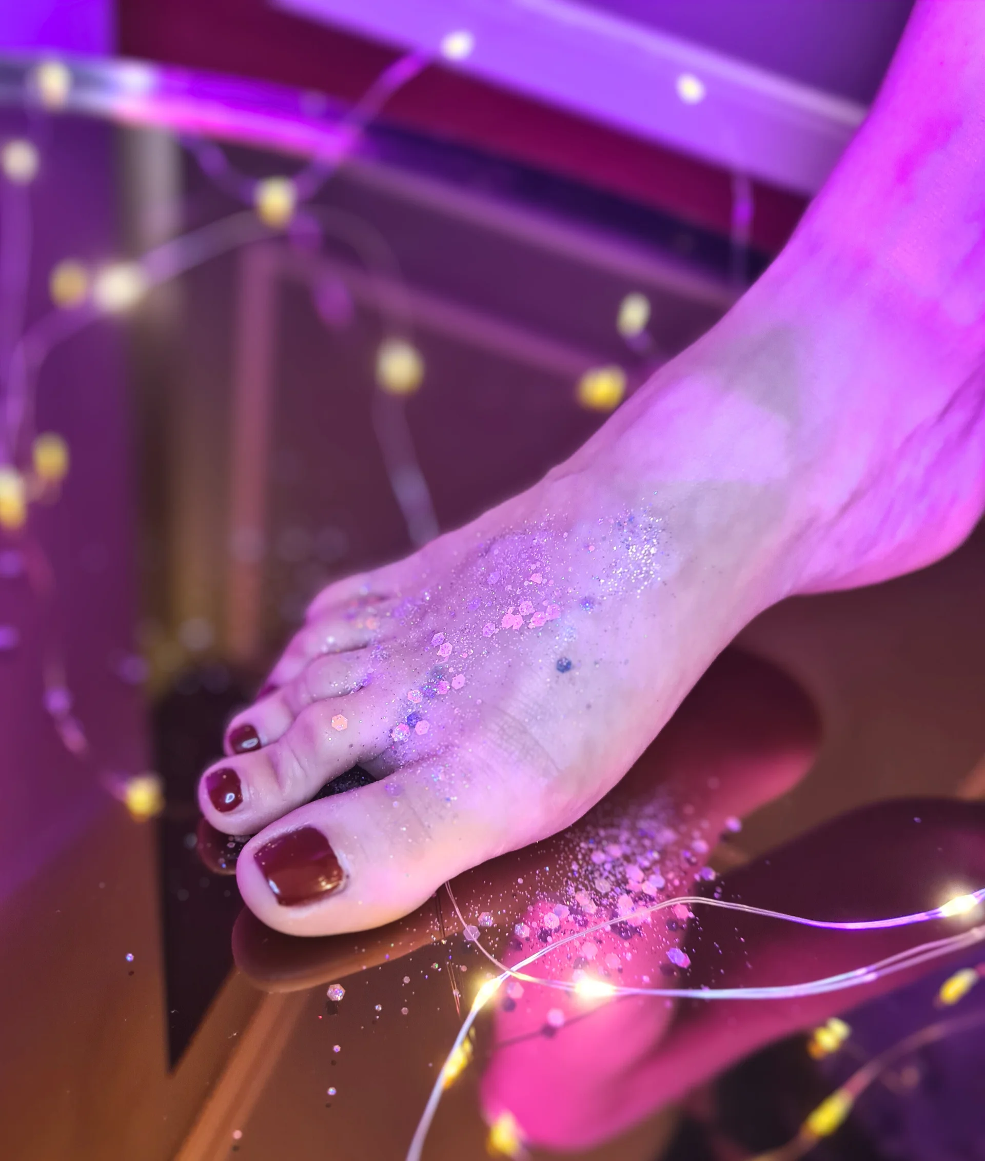 XXX Porn Photo of Nude FeetVibe 15