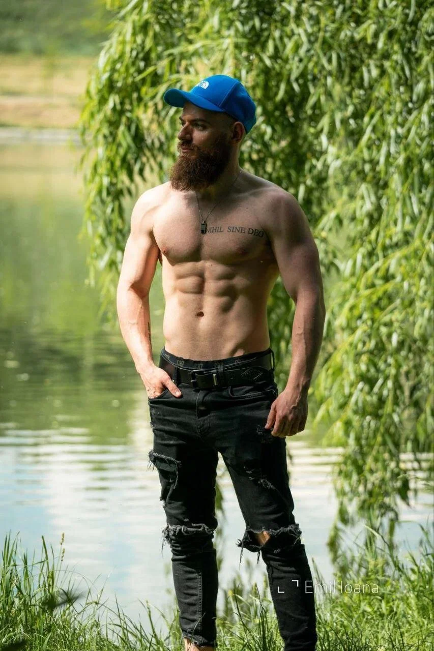 XXX Porn Photo of Nude Ryanstone_ 3