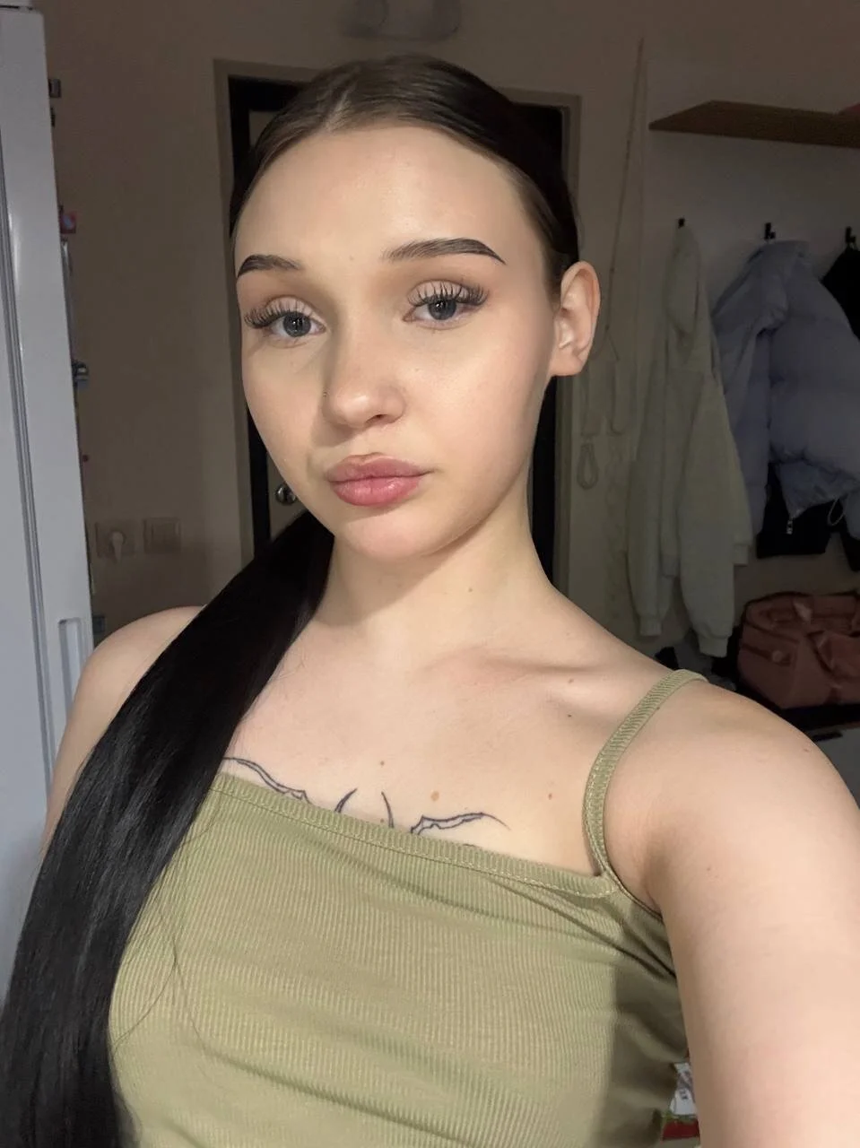XXX Porn Photo of Nude RoxannRunk 14