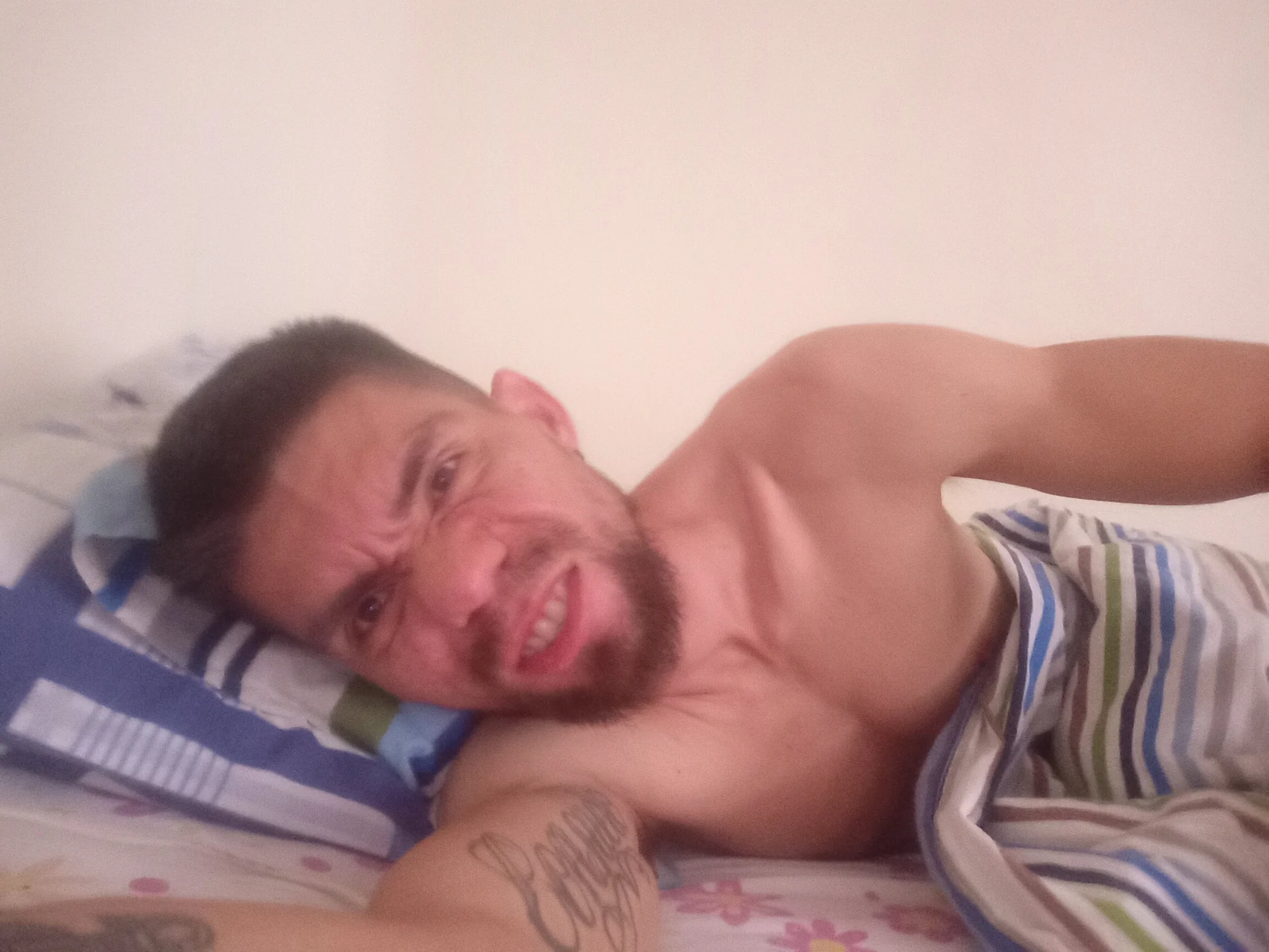 XXX Porn Photo of Nude thomas2wood 16