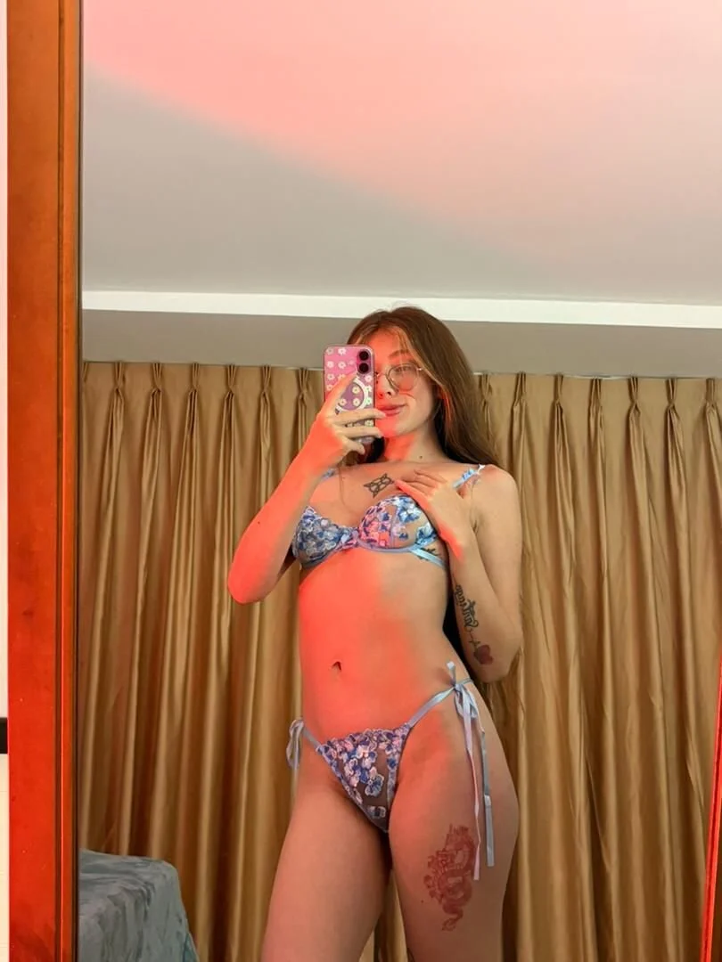XXX Porn Photo of Nude Emily_Warren_ 17