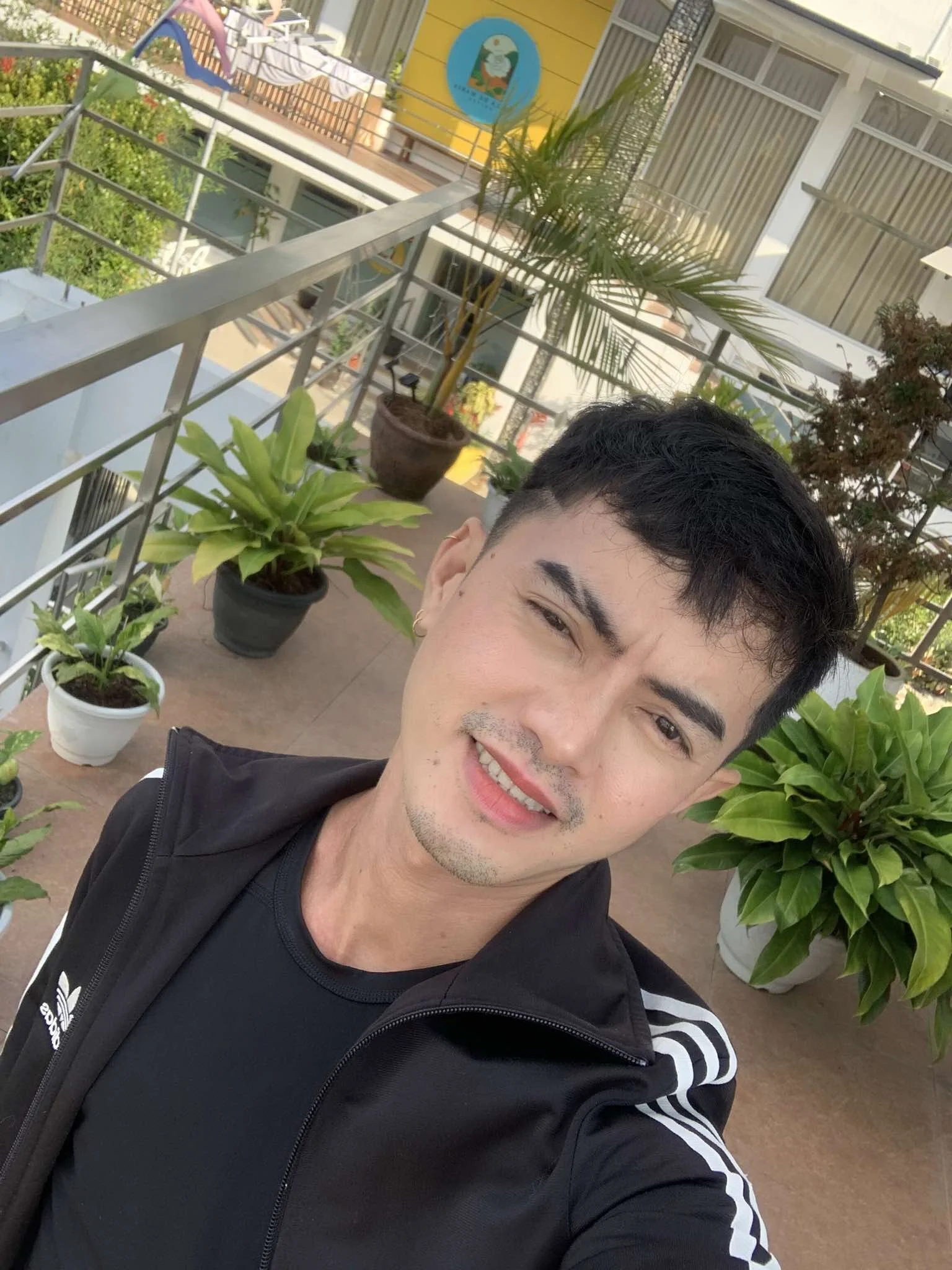 XXX Porn Photo of Nude daddys_boy18 1