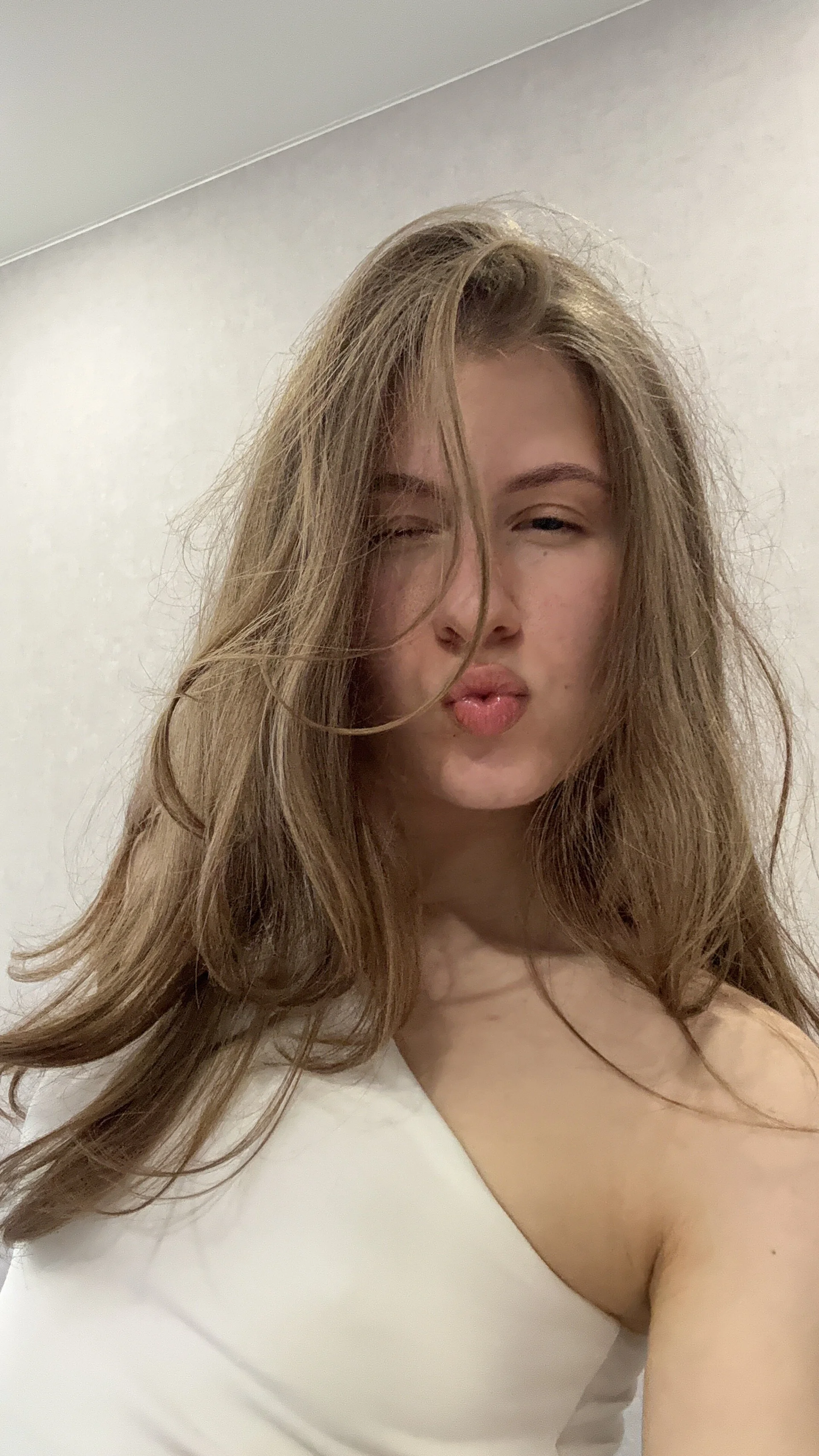 XXX Porn Photo of Nude MiaWyn 2