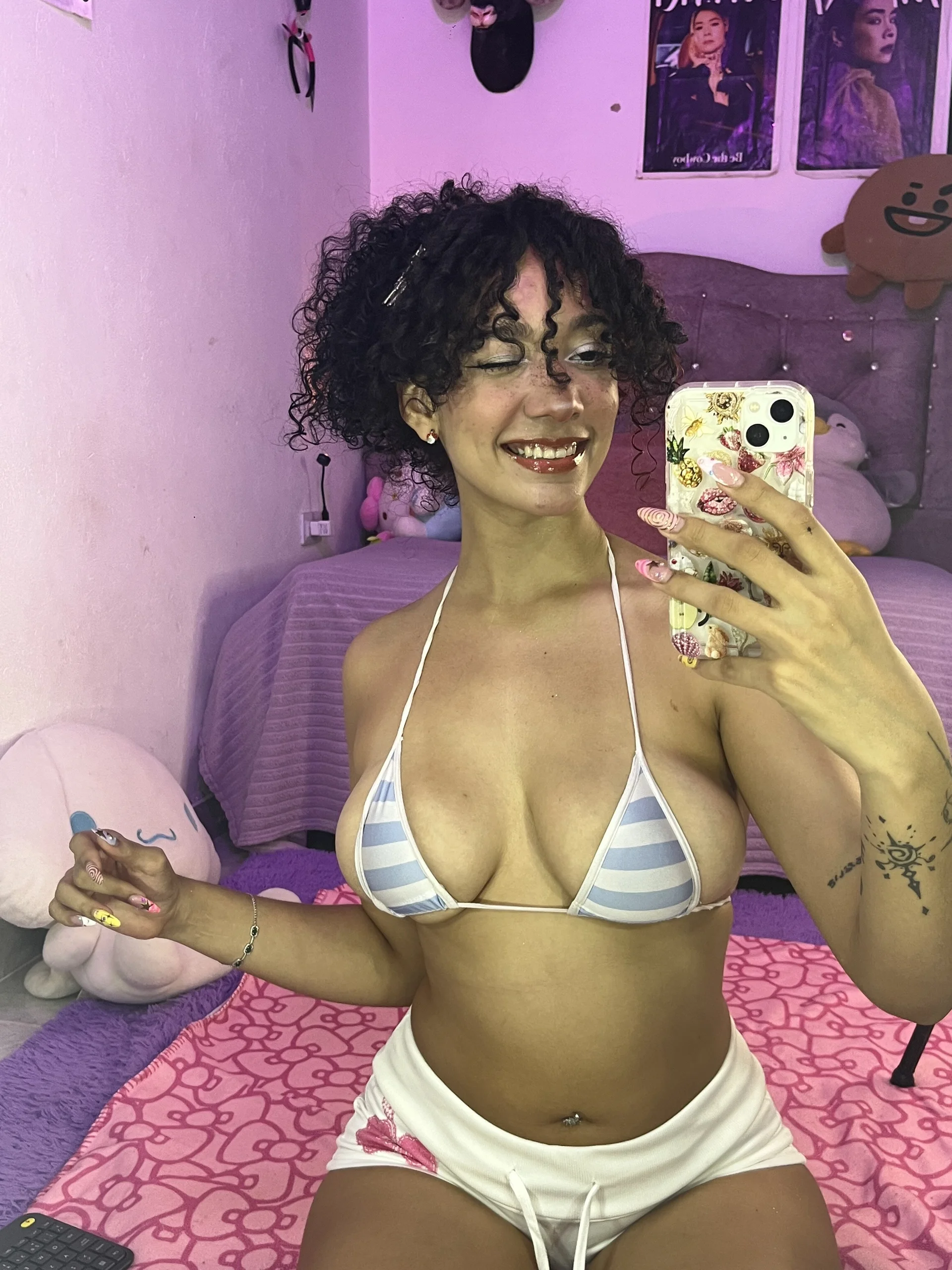 XXX Porn Photo of Nude aline_ackerman 8