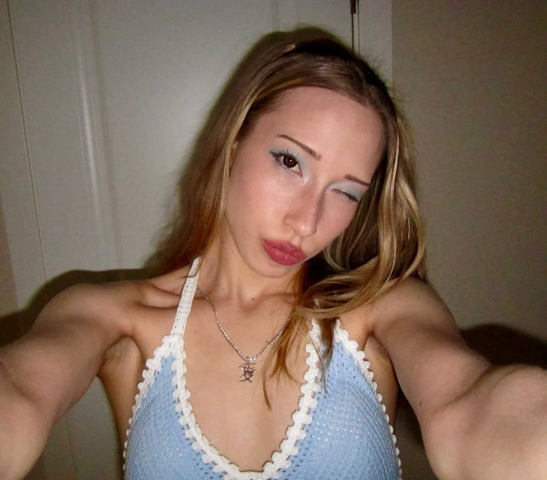 XXX Porn Photo of Nude Emmarayder 51