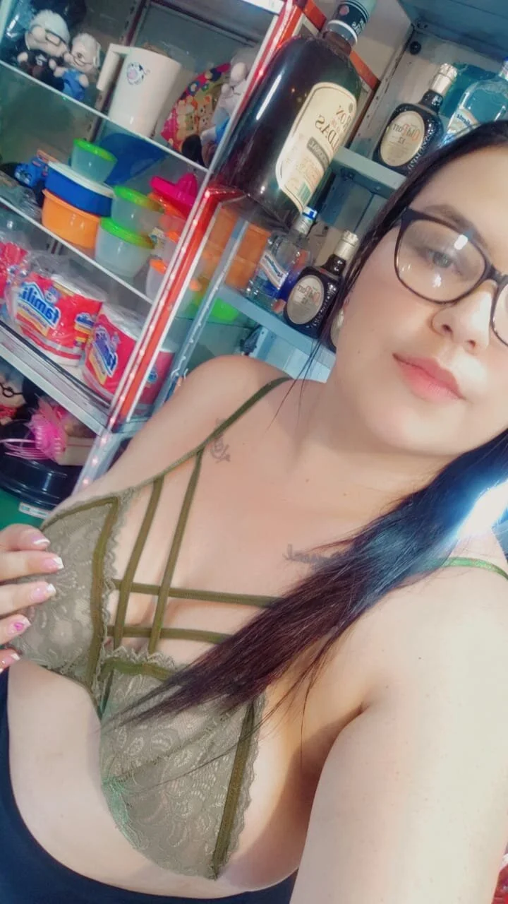 XXX Porn Photo of Nude Horny_kaylee 16