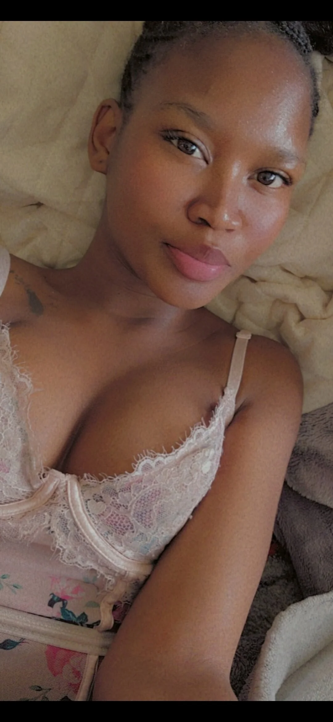 XXX Porn Photo of Nude BemusedTracing 11