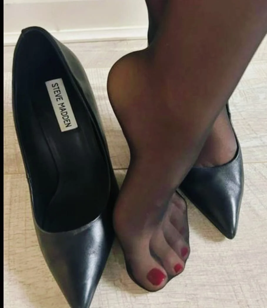 XXX Porn Photo of Nude nailon_karol11 10