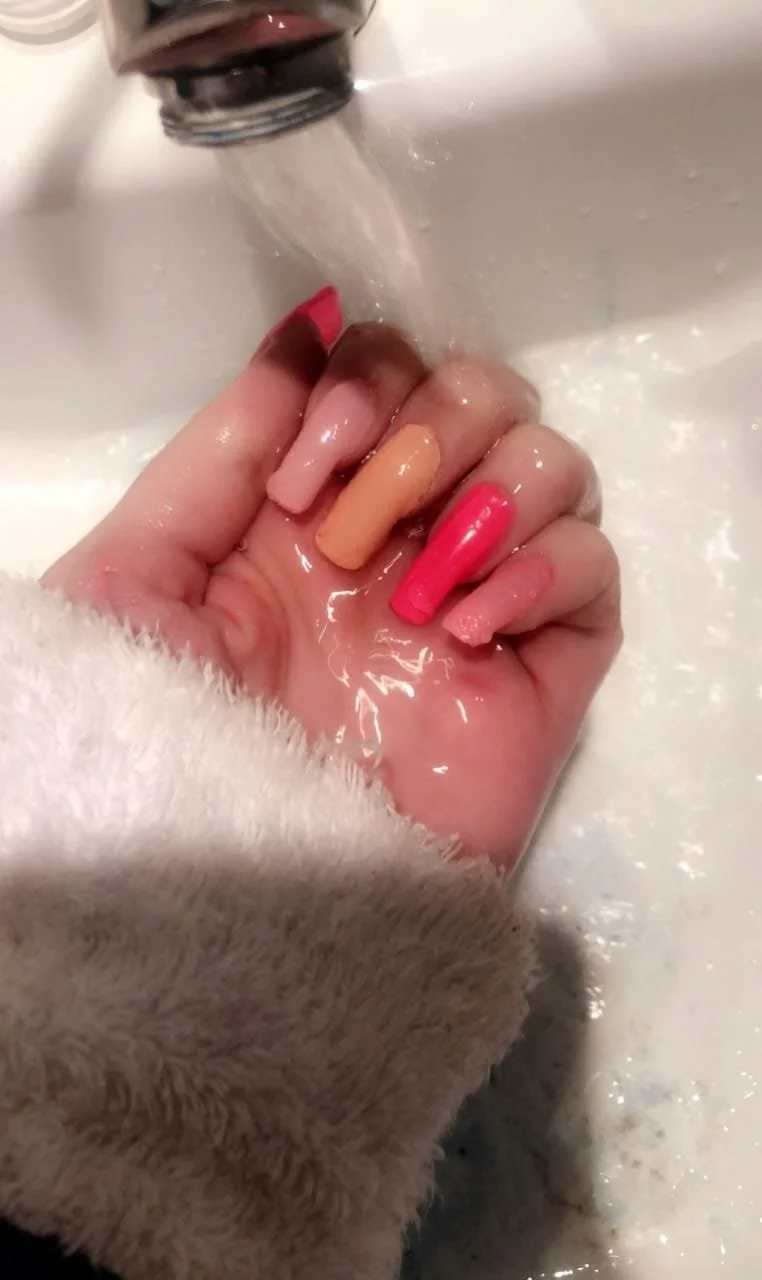 XXX Porn Photo of Nude Alirawrz 21