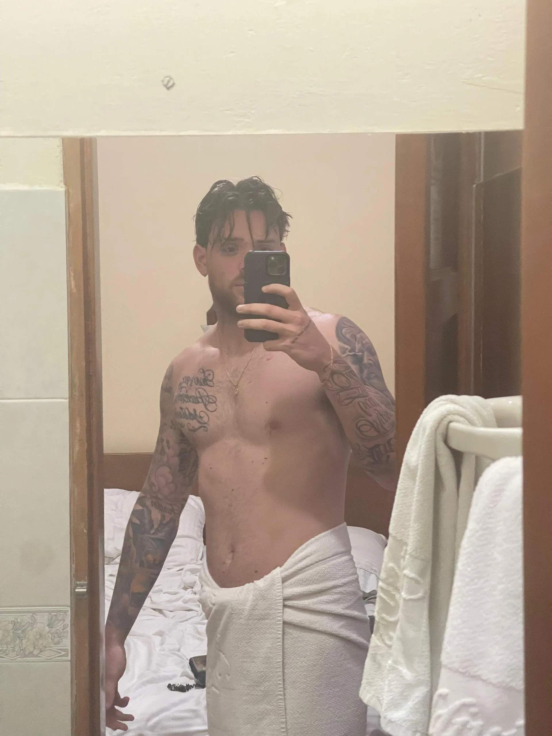 XXX Porn Photo of Nude arnold_bekam 10