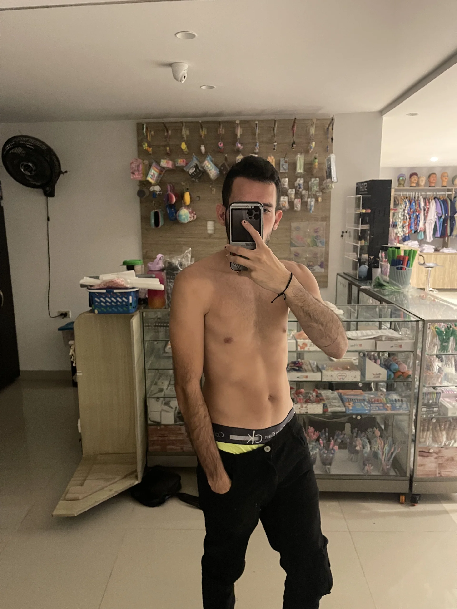 XXX Porn Photo of Nude SuperDotado6666 1