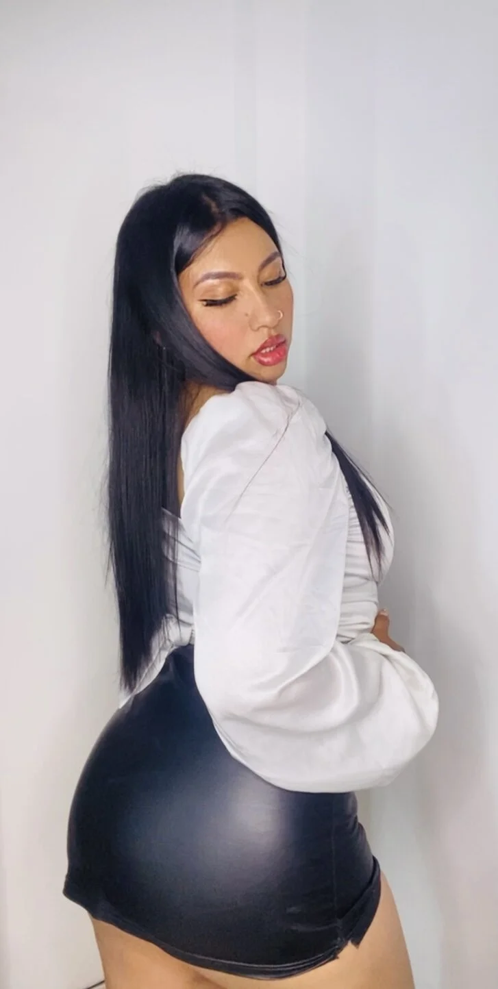 XXX Porn Photo of Nude Issa_Santana 16