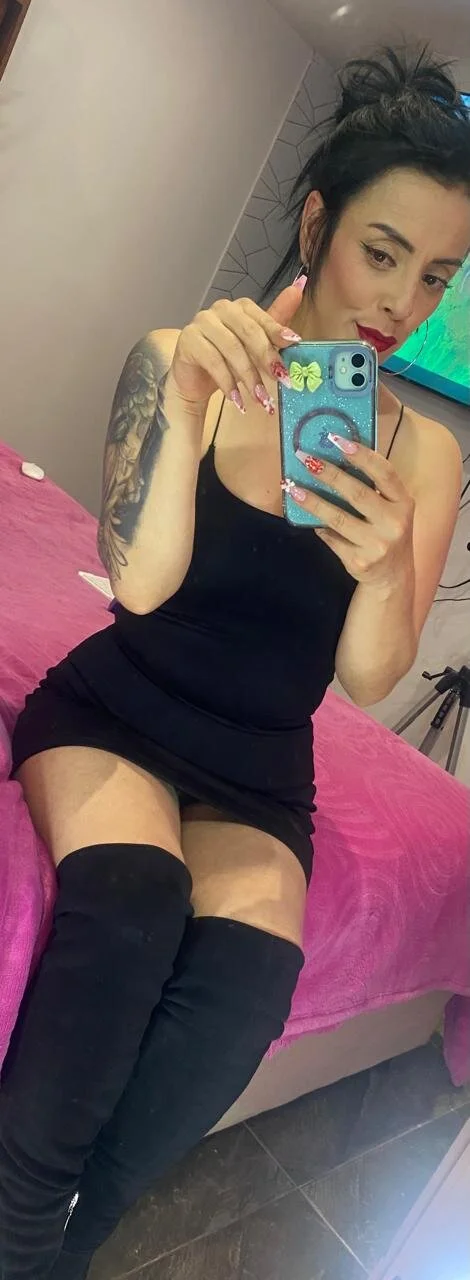 XXX Porn Photo of Nude HotAss_Hally 8