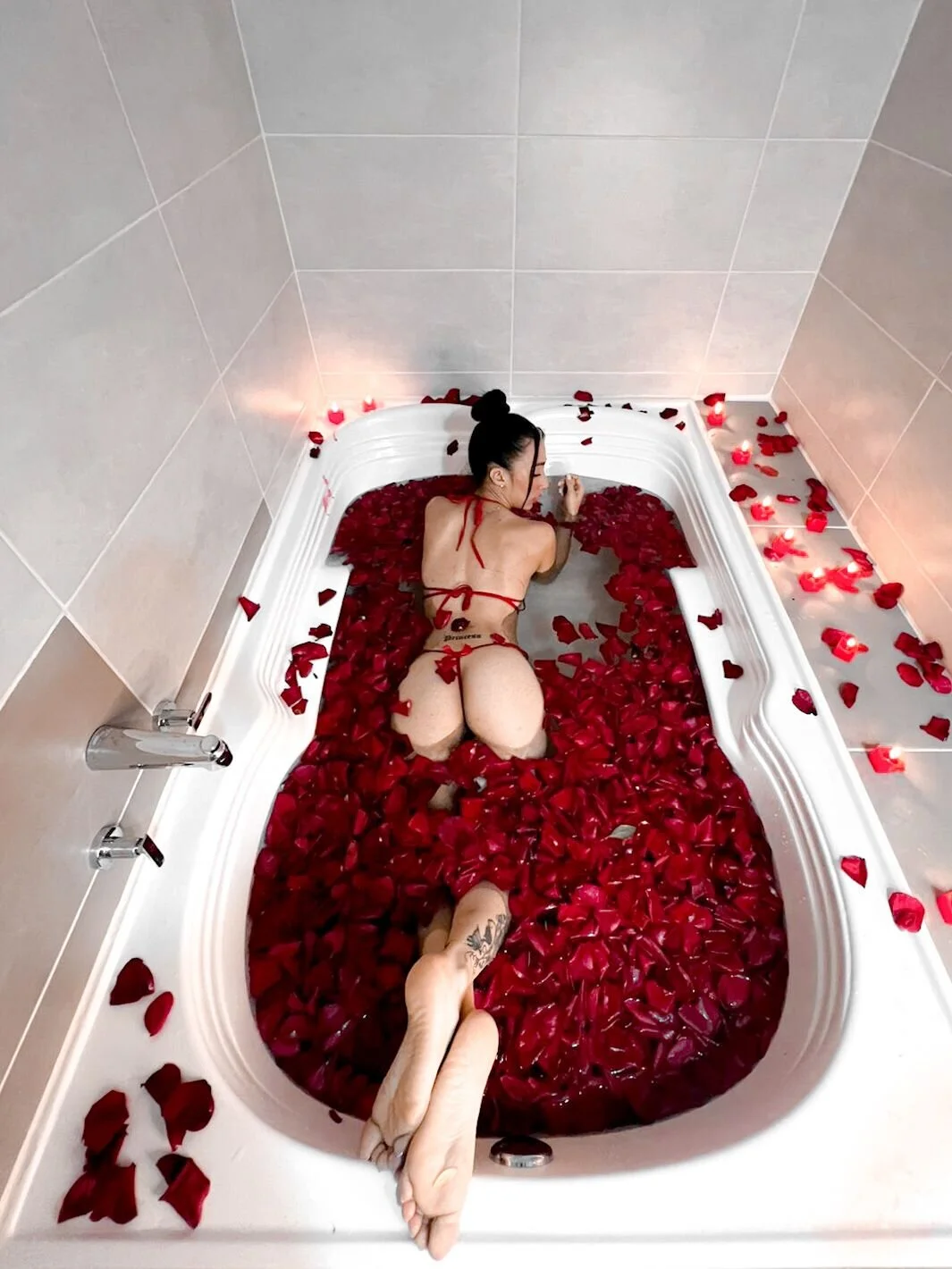 XXX Porn Photo of Nude carleee_winter 9