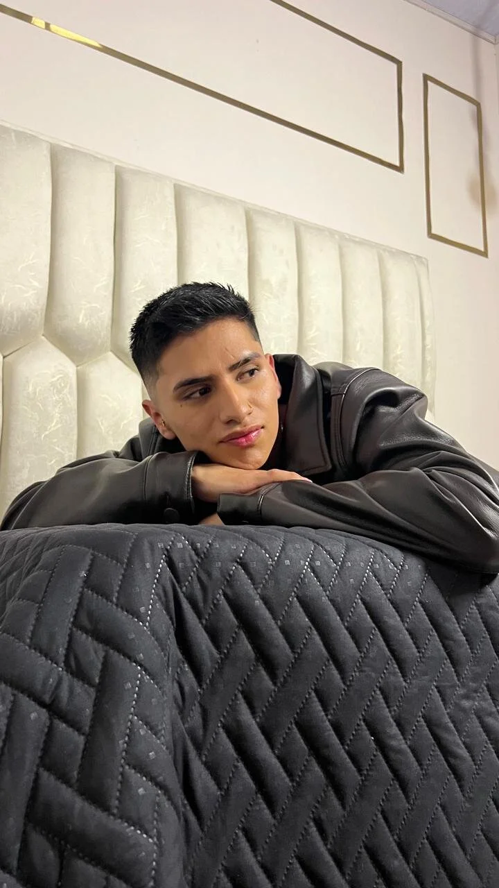 XXX Porn Photo of Nude AlexStonne 2