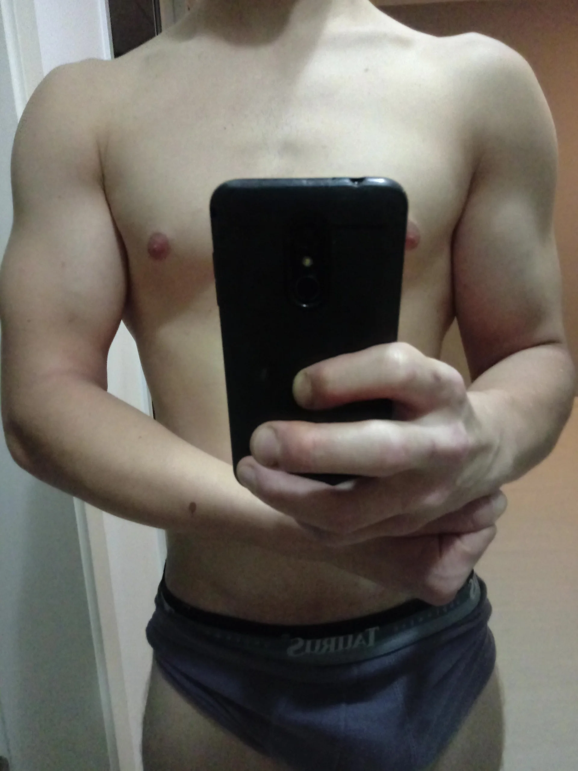 XXX Porn Photo of Nude Mr_bloondBr 1
