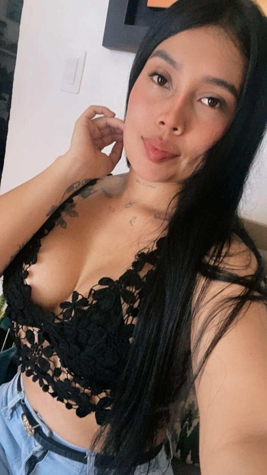 XXX Porn Photo of Nude juliieta_brown 2