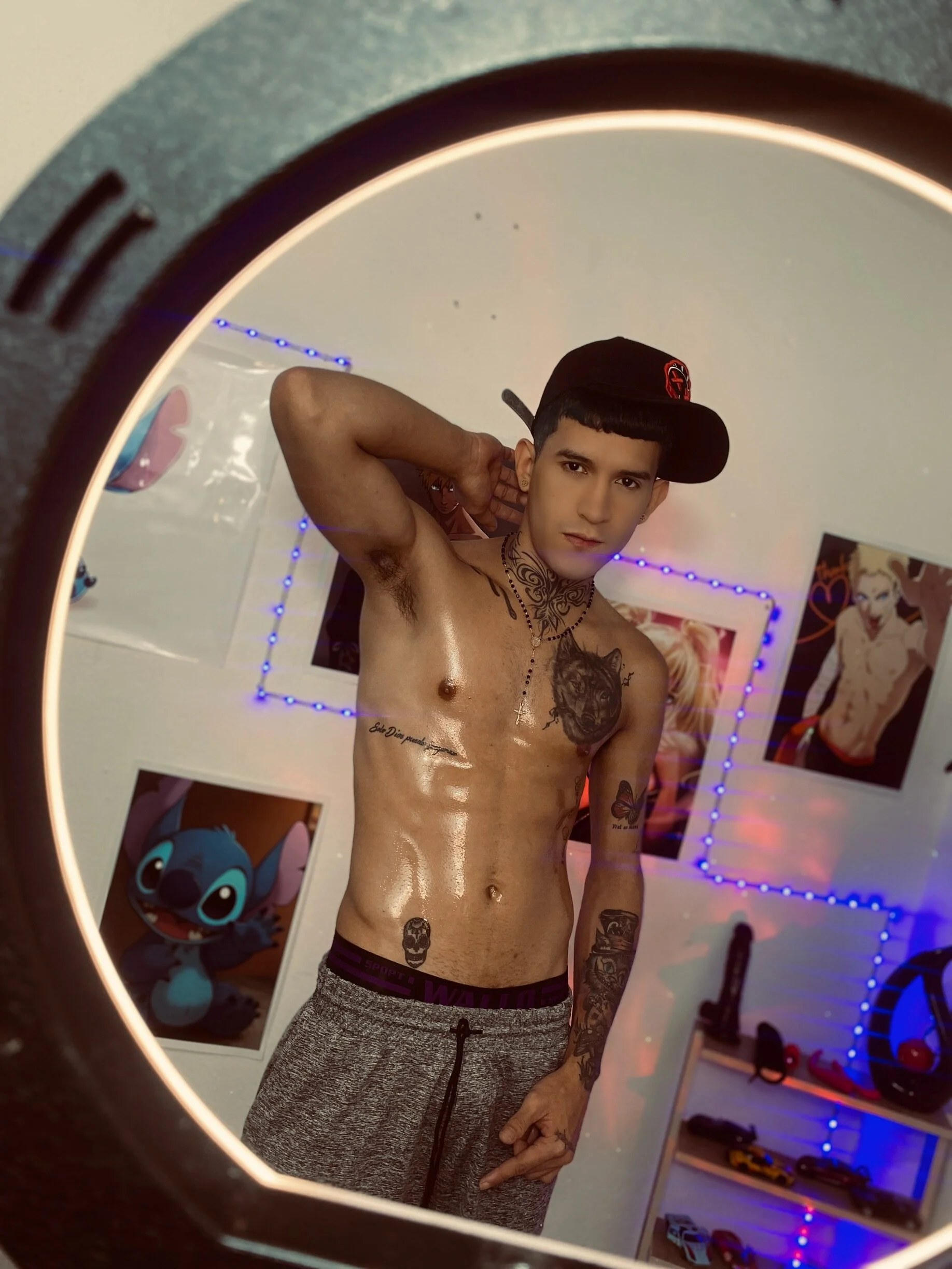 XXX Porn Photo of Nude abrahaham_linares 17